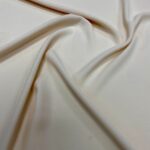 Crepe Liso Bege – Tecido Elegante
